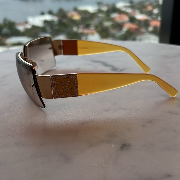 Chanel 4095-B c 125/8z 62 15 125 Rimless Sunglasses Swarovski Crystals CC Logo - Picture 3 of 3